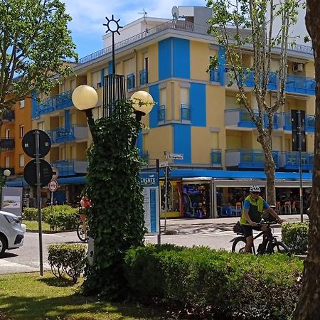 Appartamento In Centro Бибионе Экстерьер фото